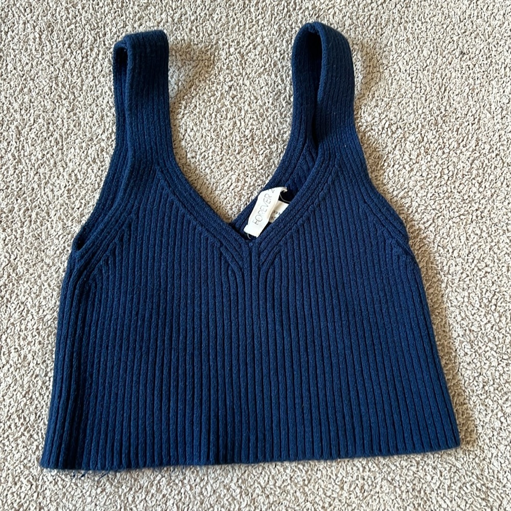 Forever 21 Navy Crop Top